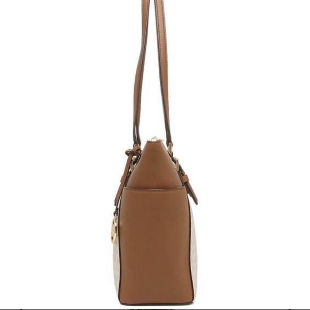 MICHAEL KORS CHARLOTTE LARGE TOP ZIP Vanilla Tote bag - Picture 5 of 16